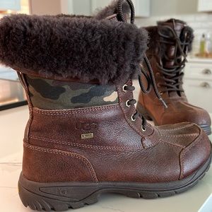 Like New Men’s Size 9 UGG Boots